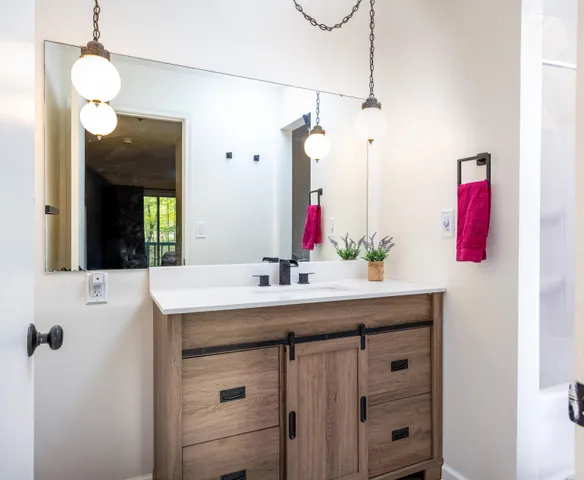 $390,000 | 1686 Herrity Lane, Ionia, MI 48846