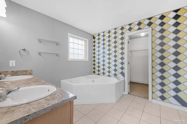 $2,100 | 1484 Longbranch Drive, Cantonment, FL 32533