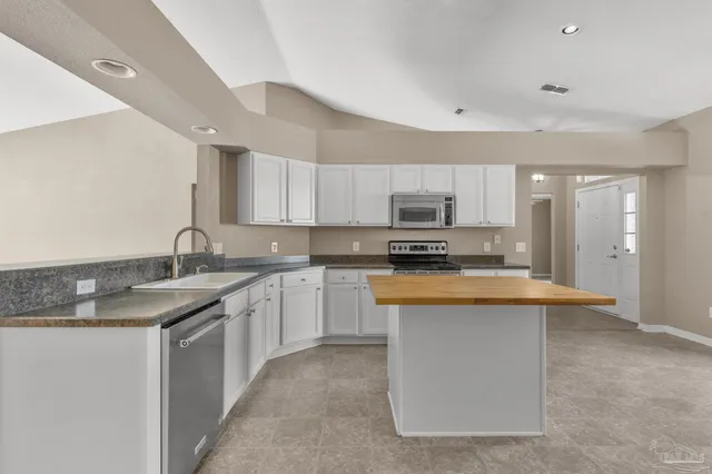 $2,100 | 1484 Longbranch Drive, Cantonment, FL 32533