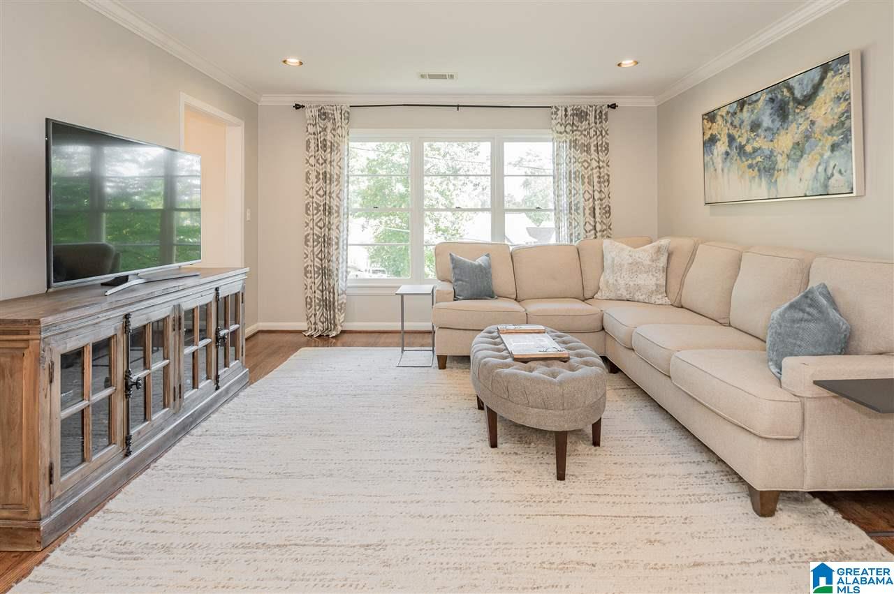 807 Forrest Drive Birmingham, AL 35209 - Photo 2 of 47