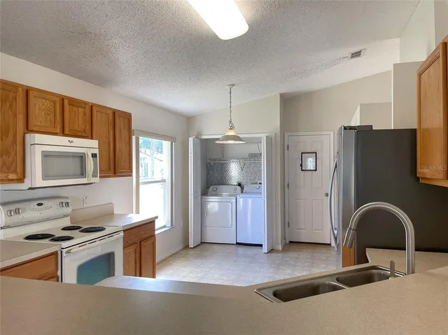 $325,000 | 342 Dahoon Holly Drive, Daytona Beach, FL 32117