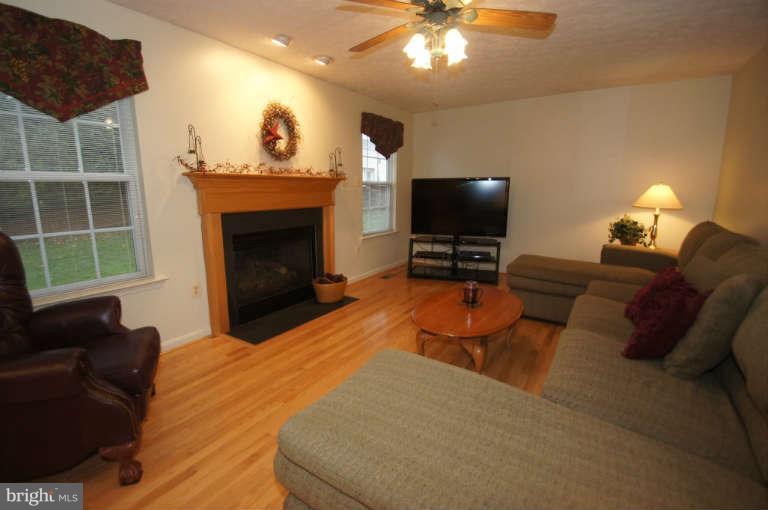 240 Spry Island Road Joppa, MD 21085 - Photo 14 of 30 Family Room