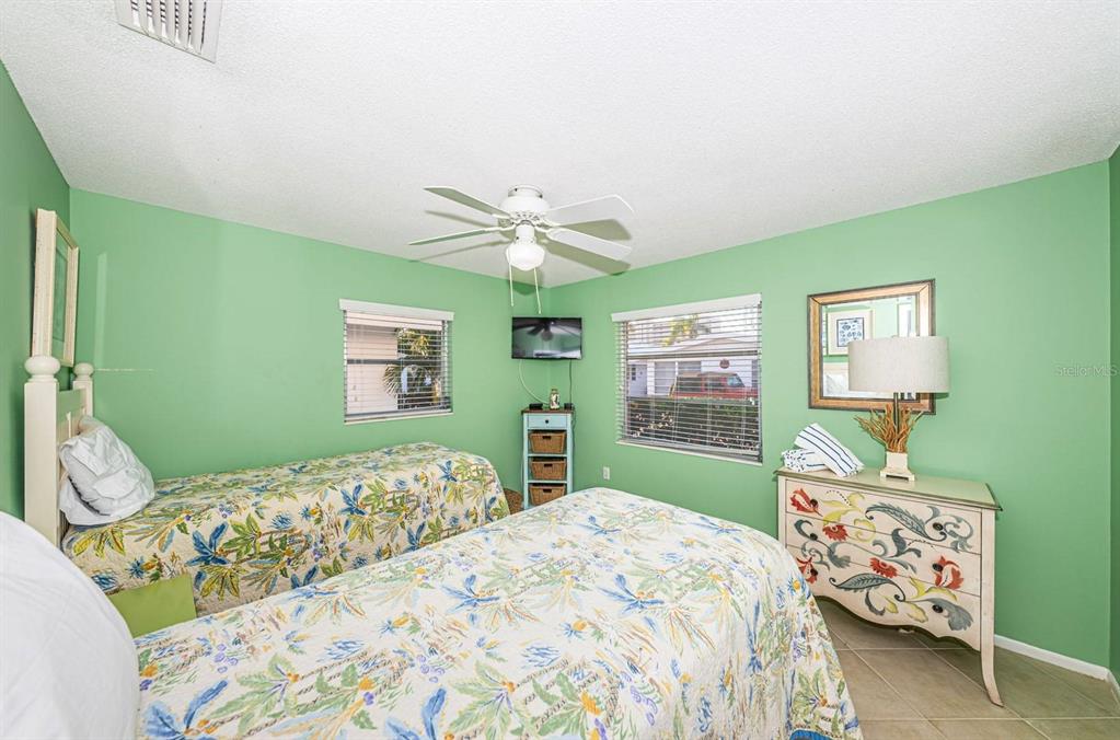 6020 Midnight Pass Road, Unit 40 Sarasota, FL 34242 - Photo 12 of 24