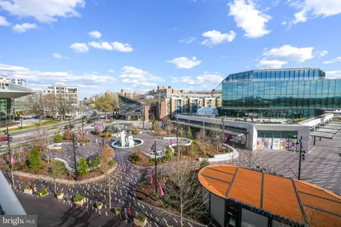 $2,750,000 | 601 Wharf Street Southwest, Unit 402, Washington, DC 20024