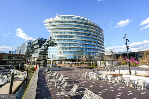 $2,750,000 | 601 Wharf Street Southwest, Unit 402, Washington, DC 20024