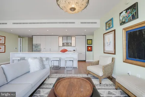 $2,750,000 | 601 Wharf Street Southwest, Unit 402, Washington, DC 20024