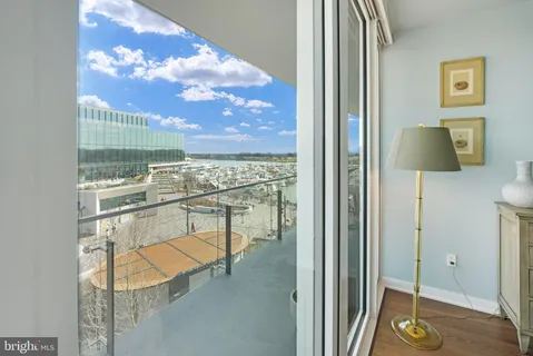 $2,750,000 | 601 Wharf Street Southwest, Unit 402, Washington, DC 20024