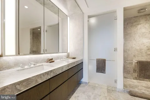 $2,750,000 | 601 Wharf Street Southwest, Unit 402, Washington, DC 20024