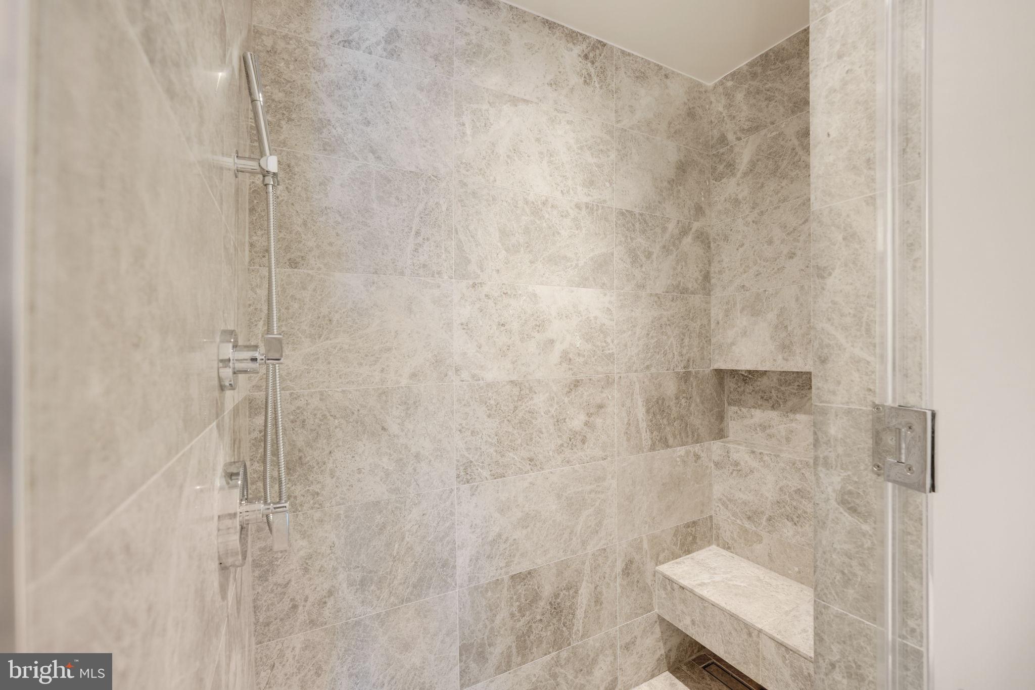 601 Wharf Street Southwest, Unit 402 Washington, DC 20024 - Photo 30 of 67 Primary Bath