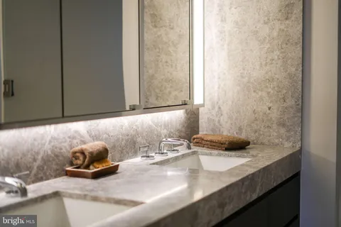 $2,750,000 | 601 Wharf Street Southwest, Unit 402, Washington, DC 20024