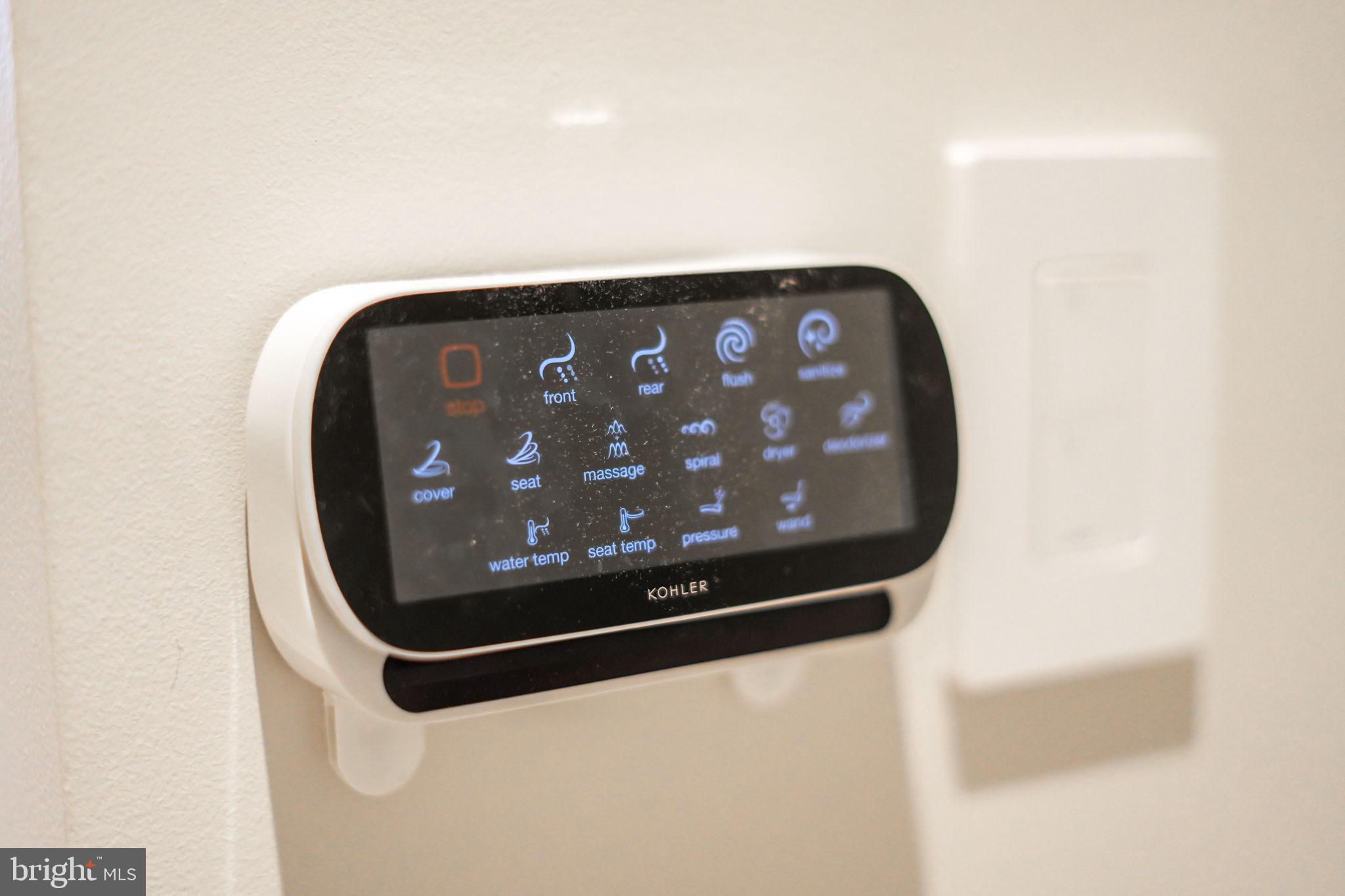 601 Wharf Street Southwest, Unit 402 Washington, DC 20024 - Photo 33 of 67 Primary Bath