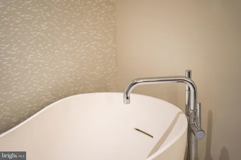 $2,750,000 | 601 Wharf Street Southwest, Unit 402, Washington, DC 20024