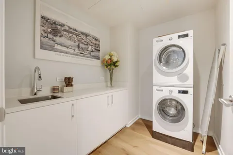 $2,750,000 | 601 Wharf Street Southwest, Unit 402, Washington, DC 20024