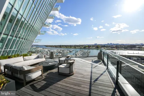 $2,750,000 | 601 Wharf Street Southwest, Unit 402, Washington, DC 20024