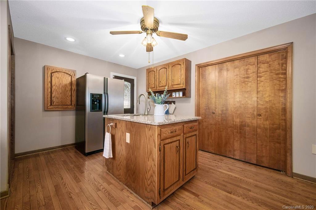 21526 Sandy Cove Road Cornelius, NC 28031 - Photo 14 of 33 Gallery Image 14