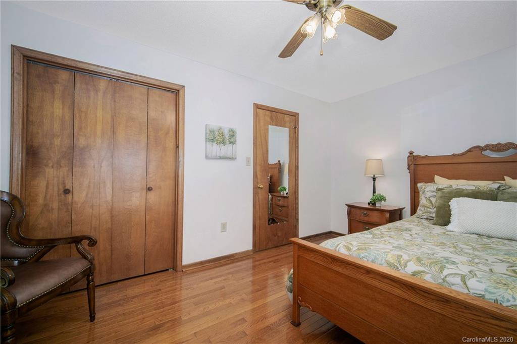 21526 Sandy Cove Road Cornelius, NC 28031 - Photo 23 of 33 Gallery Image 23