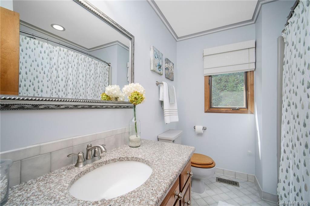 21526 Sandy Cove Road Cornelius, NC 28031 - Photo 24 of 33 Gallery Image 24