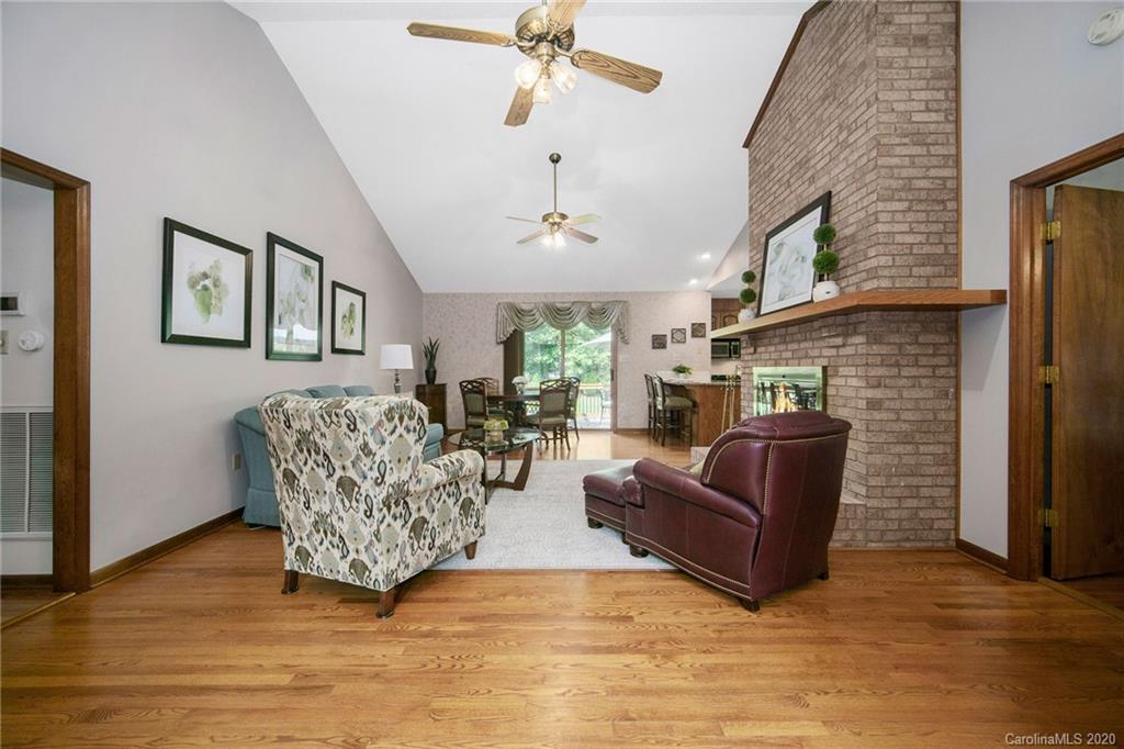 21526 Sandy Cove Road Cornelius, NC 28031 - Photo 5 of 33 Gallery Image 5