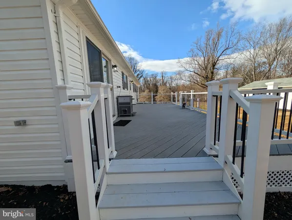 a view of a pathway of a house