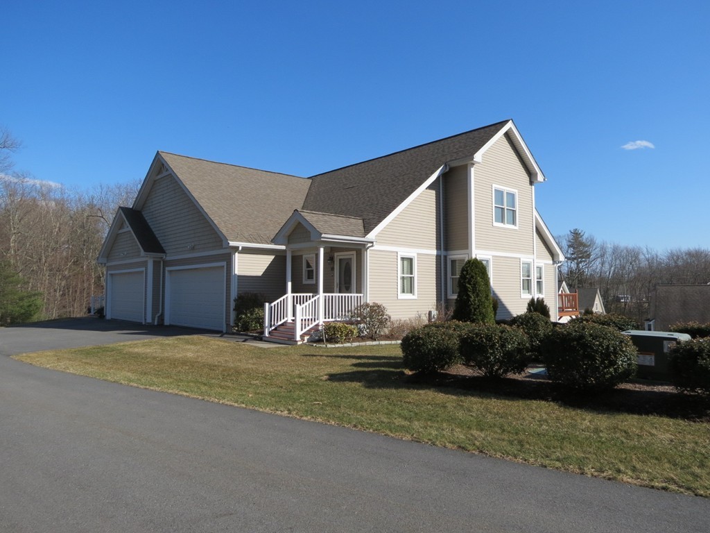 10 Ryans Way Road, Unit 10 Rochdale, MA 01542 - Photo 1 of 20 Gallery Image 1