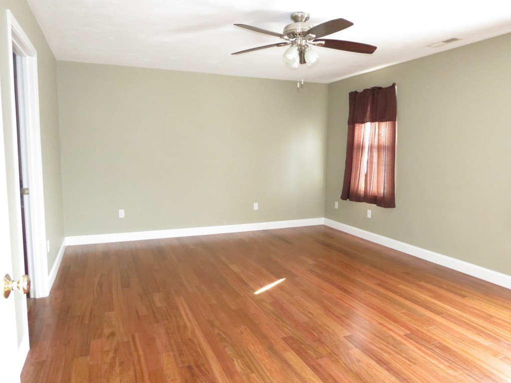 10 Ryans Way Road, Unit 10 Rochdale, MA 01542 - Photo 11 of 20 Gallery Image 11