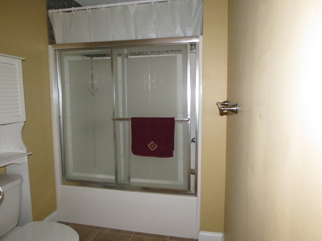 10 Ryans Way Road, Unit 10 Rochdale, MA 01542 - Photo 13 of 20 Gallery Image 13
