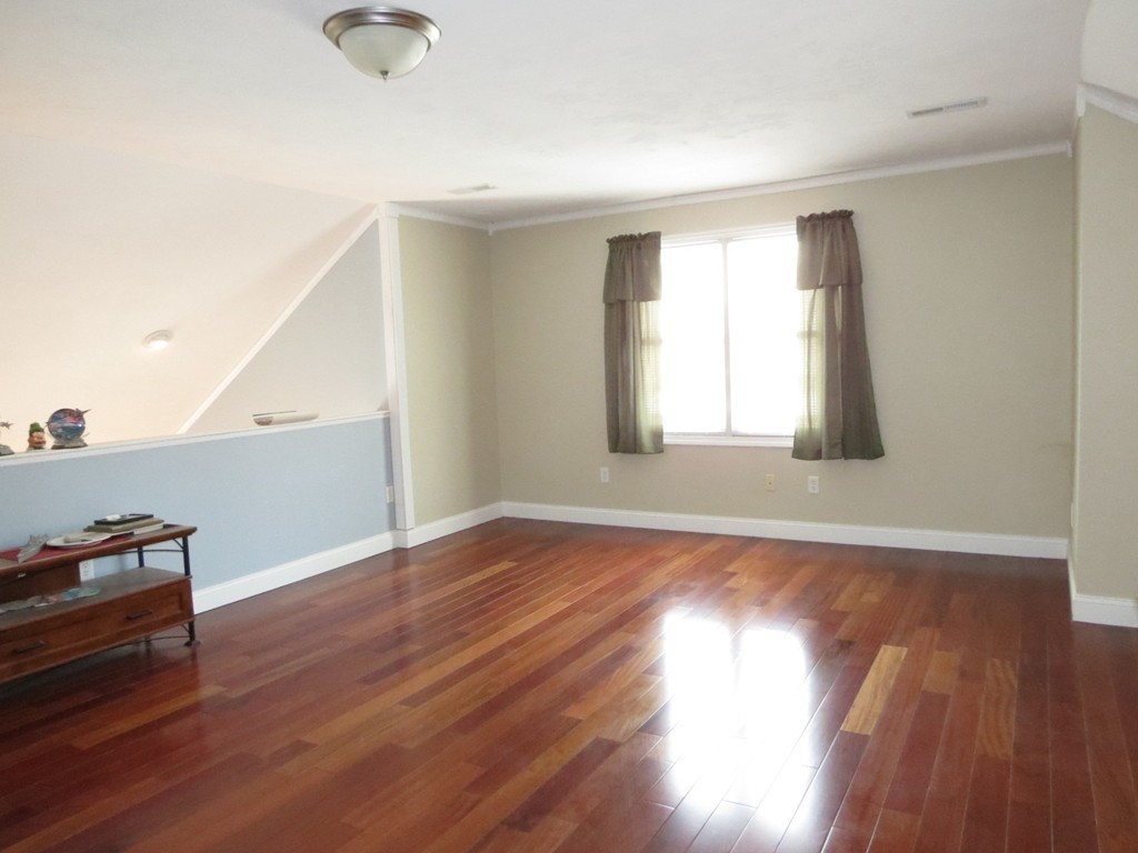 10 Ryans Way Road, Unit 10 Rochdale, MA 01542 - Photo 16 of 20 Gallery Image 16