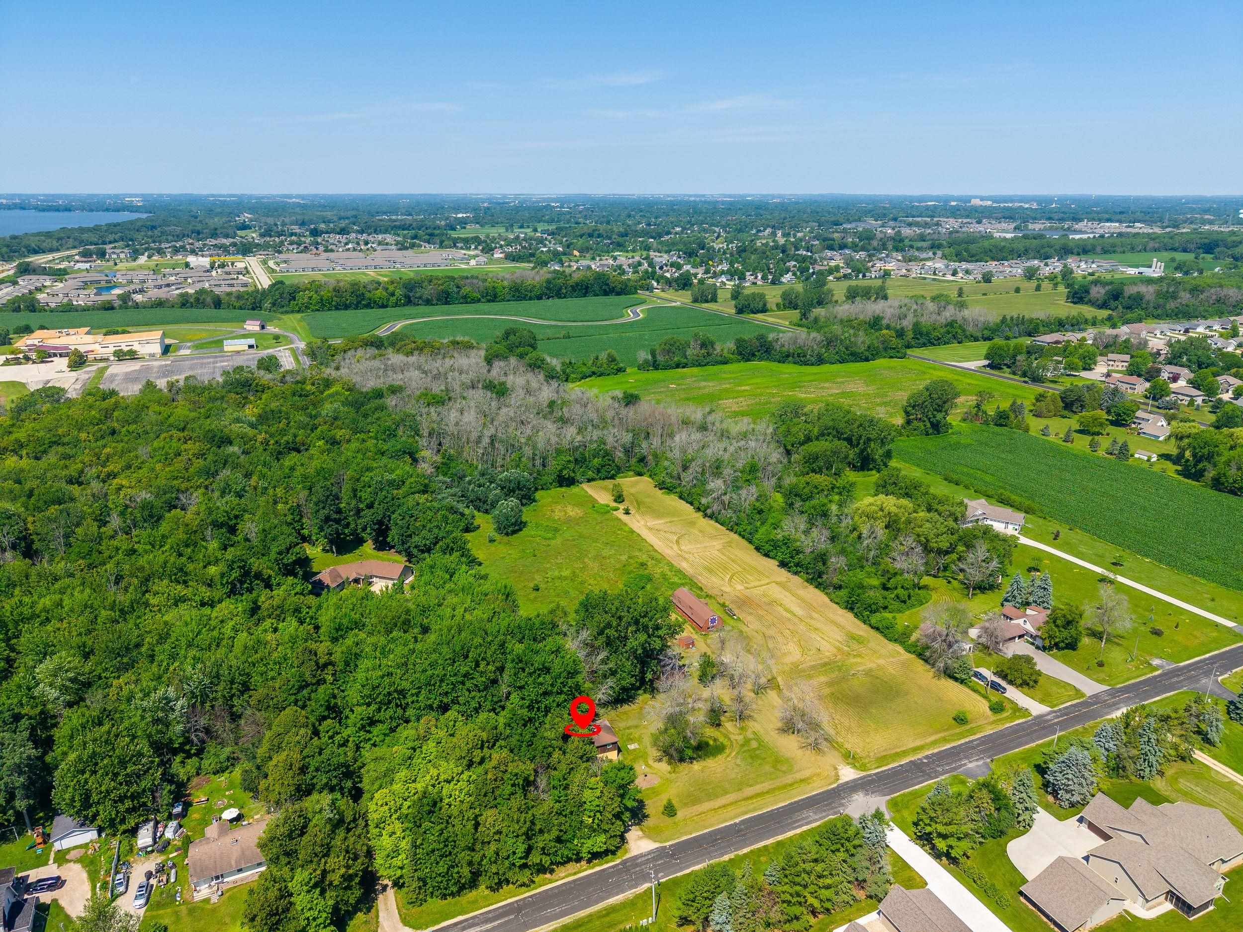 N8801 South Coop Road Menasha, WI 54952 - Photo 8 of 21