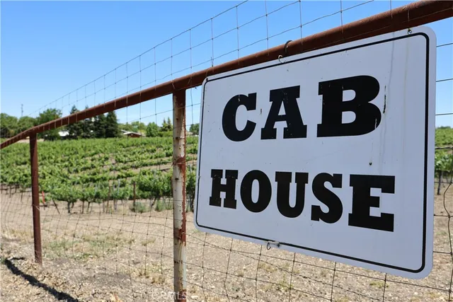 $3,650,000 | 5575 El Pomar Drive, Templeton, CA 93465