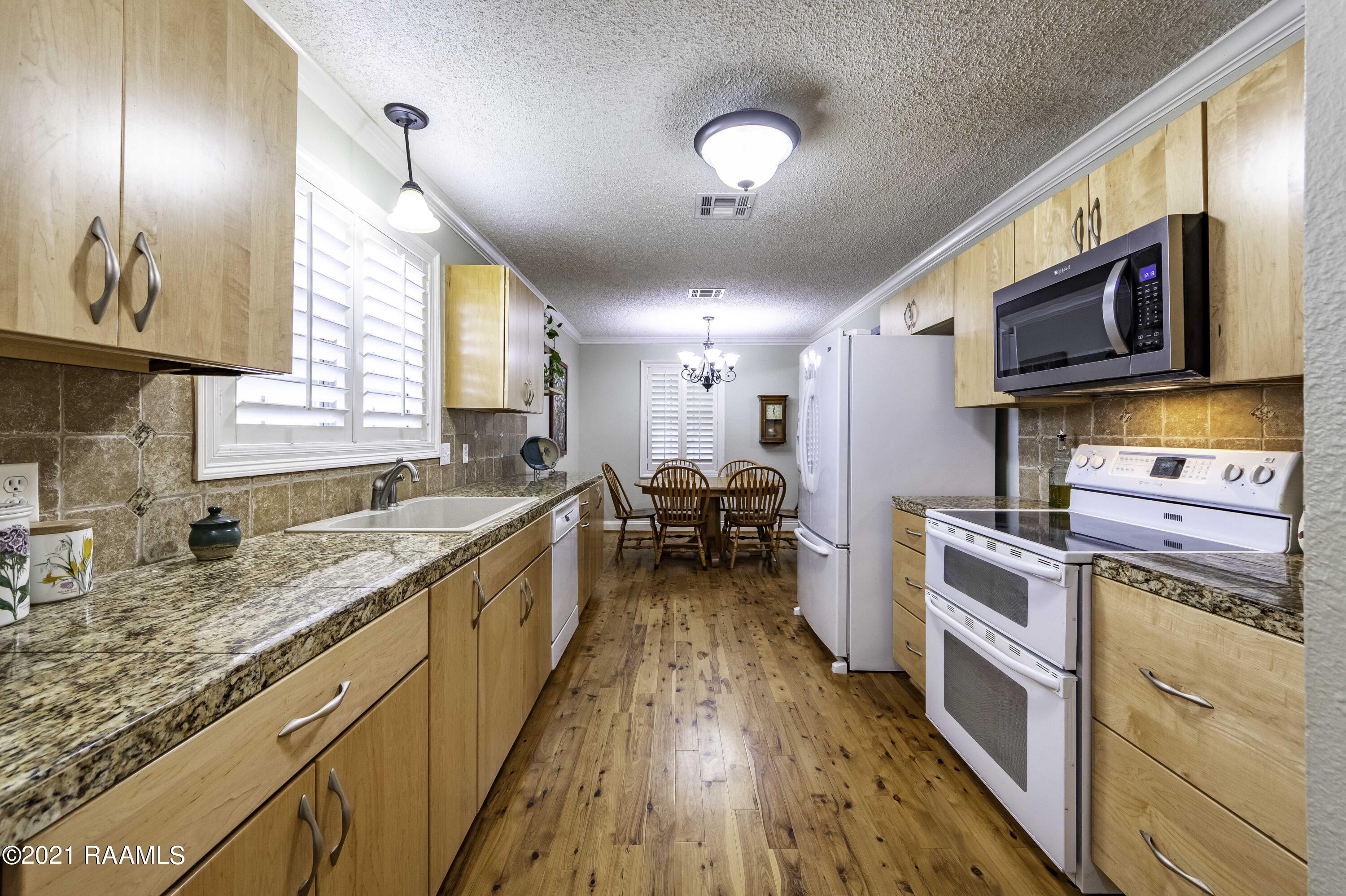 303 North Michot Road Lafayette, LA 70508 - Photo 7 of 23 Gallery Image 7