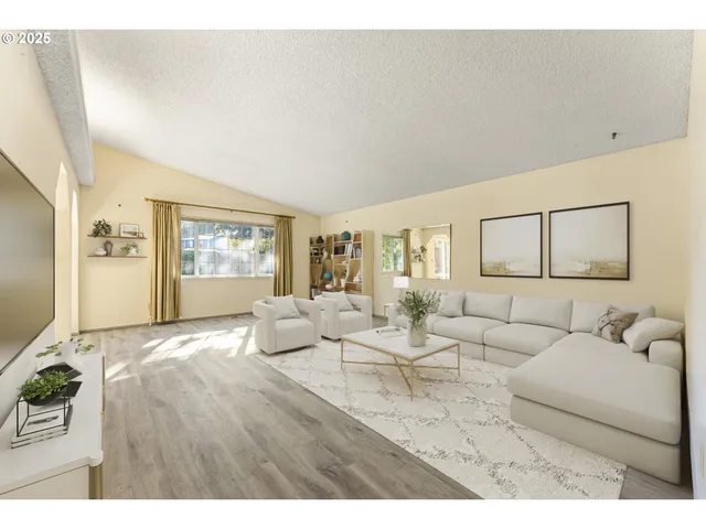 $455,000 | 820 Northeast Cochran Avenue, Gresham, OR 97030