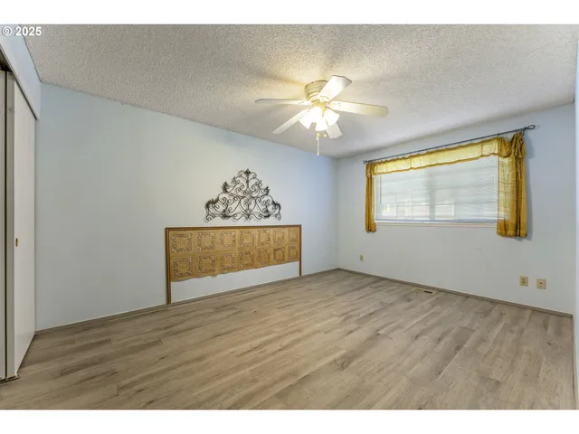 $455,000 | 820 Northeast Cochran Avenue, Gresham, OR 97030