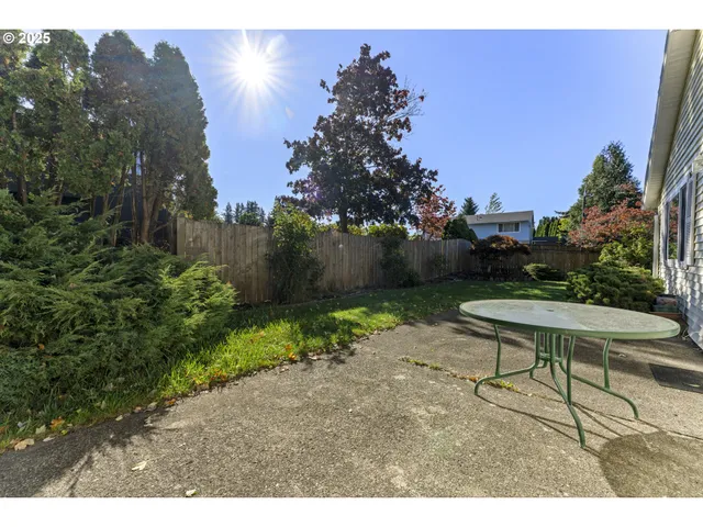 $455,000 | 820 Northeast Cochran Avenue, Gresham, OR 97030