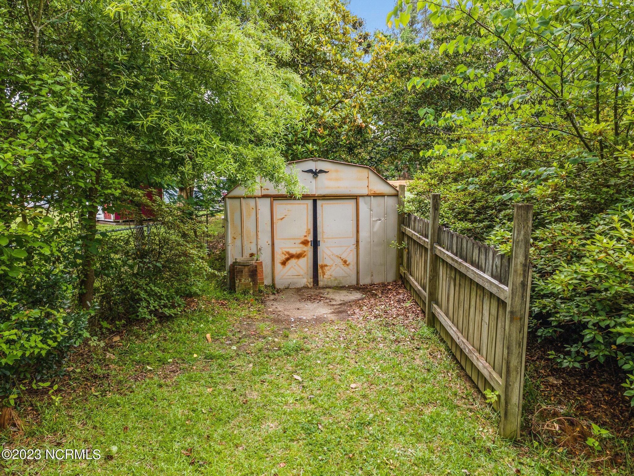 2413 Carey Road Kinston, NC 28504 - Photo 34 of 48 34-web-or-mls-DJI_0015