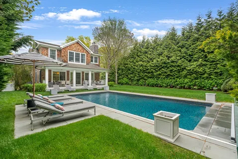 $2,695,000 | 47 Cooper Lane, Southampton, NY 11968