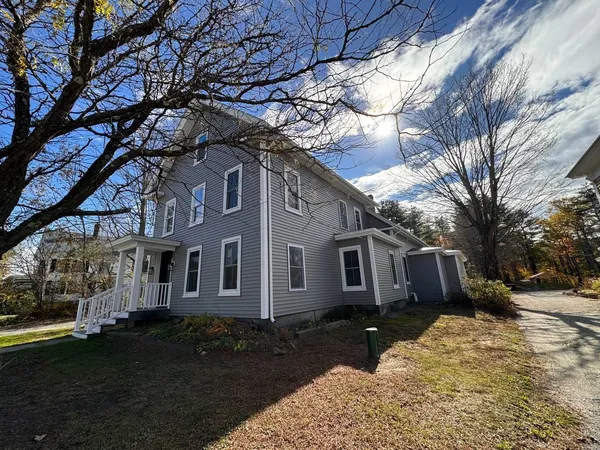 $680,000 | 123 East Main Street, Bradford, NH 03221