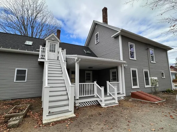 $680,000 | 123 East Main Street, Bradford, NH 03221