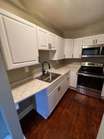 $680,000 | 123 East Main Street, Bradford, NH 03221