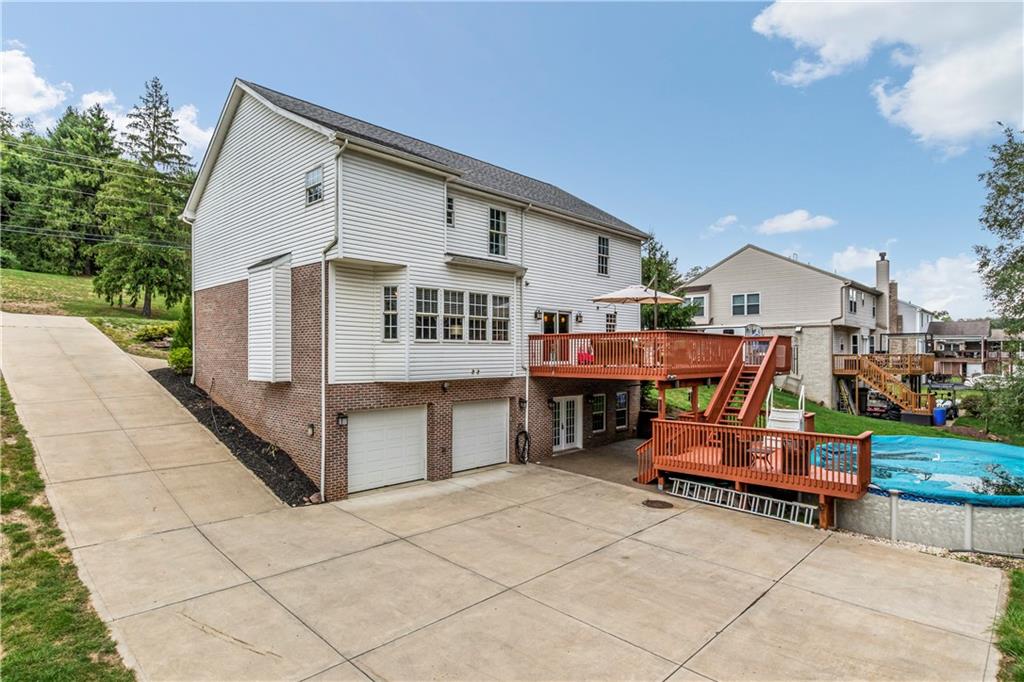 219 McCombs Road Venetia, PA 15367 - Photo 2 of 25 Gallery Image 2
