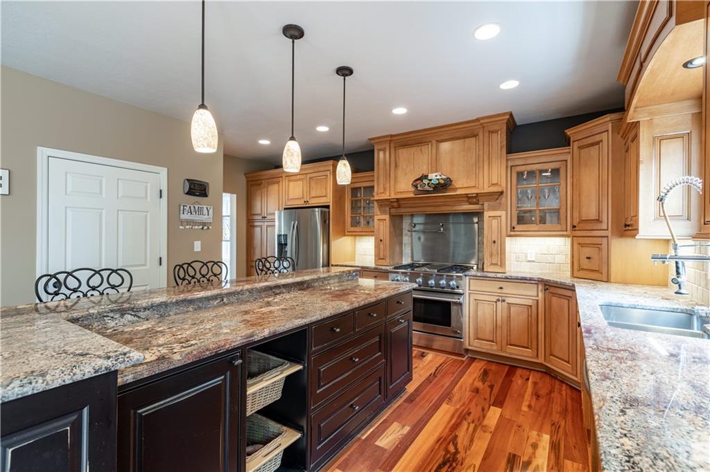 219 McCombs Road Venetia, PA 15367 - Photo 11 of 25 Gallery Image 11