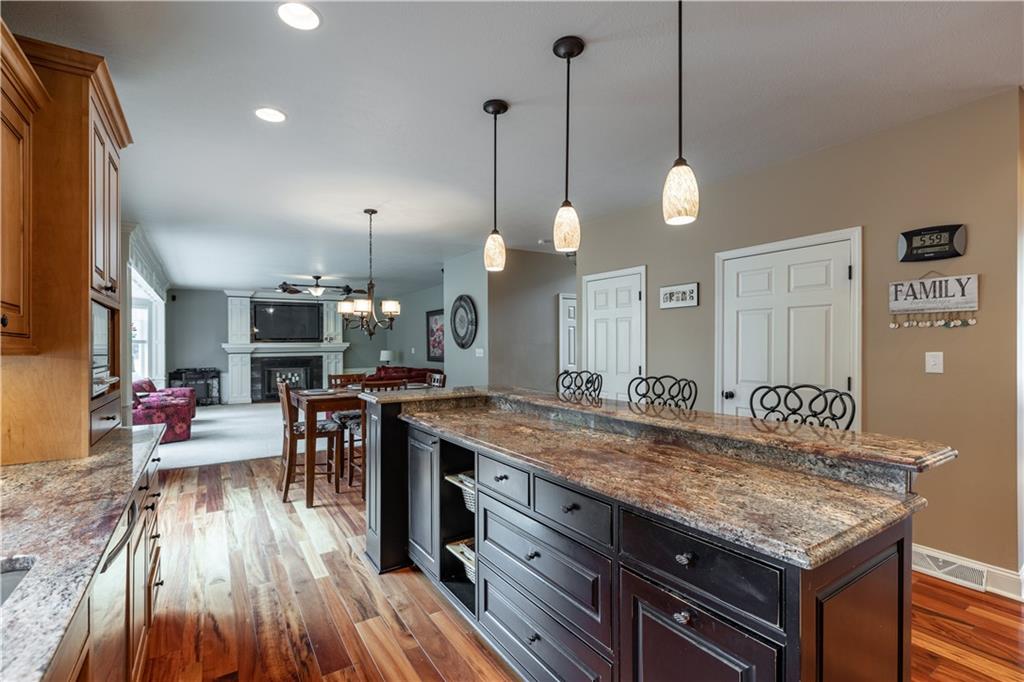 219 McCombs Road Venetia, PA 15367 - Photo 14 of 25 Gallery Image 14