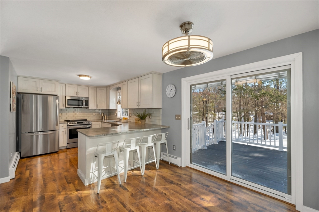 2 Celeste Terrace Sandown, NH 03873 - Photo 16 of 42