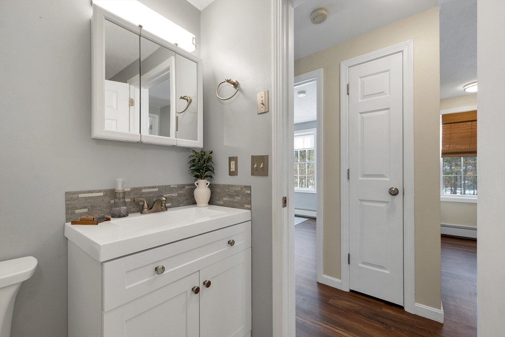 2 Celeste Terrace Sandown, NH 03873 - Photo 26 of 42