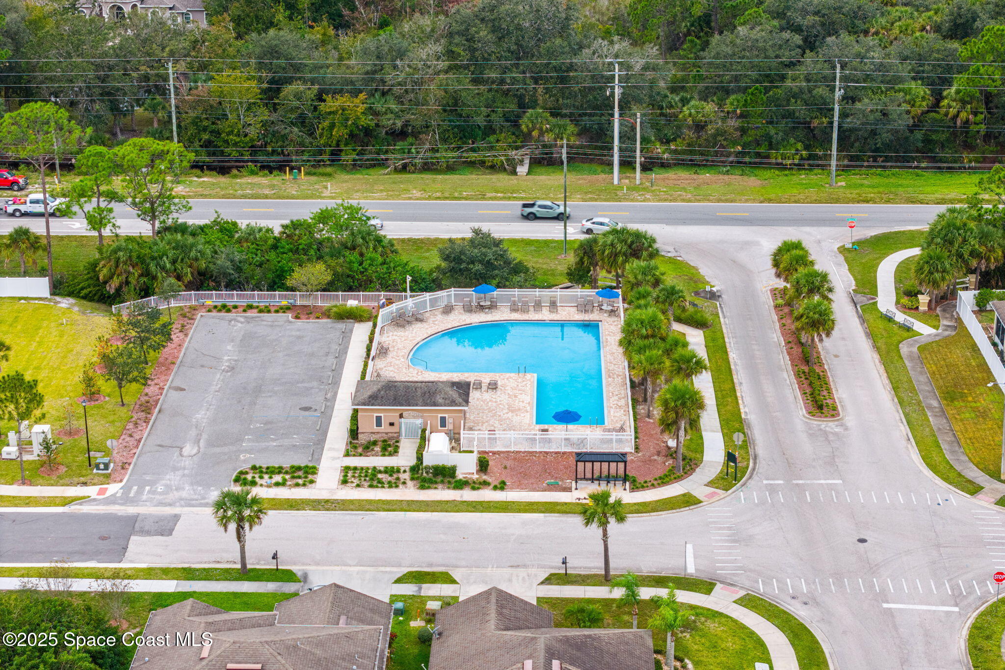 4901 Talbot Boulevard Cocoa, FL 32926 - Photo 34 of 39 an aerial view of a house with a swimming pool
