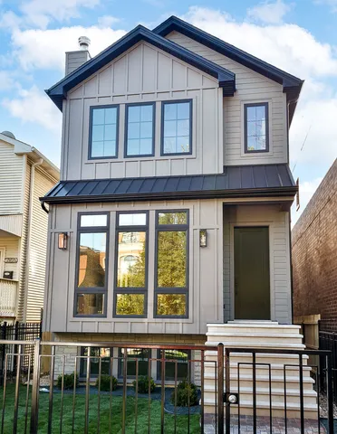 $2,095,000 | 1907 West Wolfram Street, Chicago, IL 60657