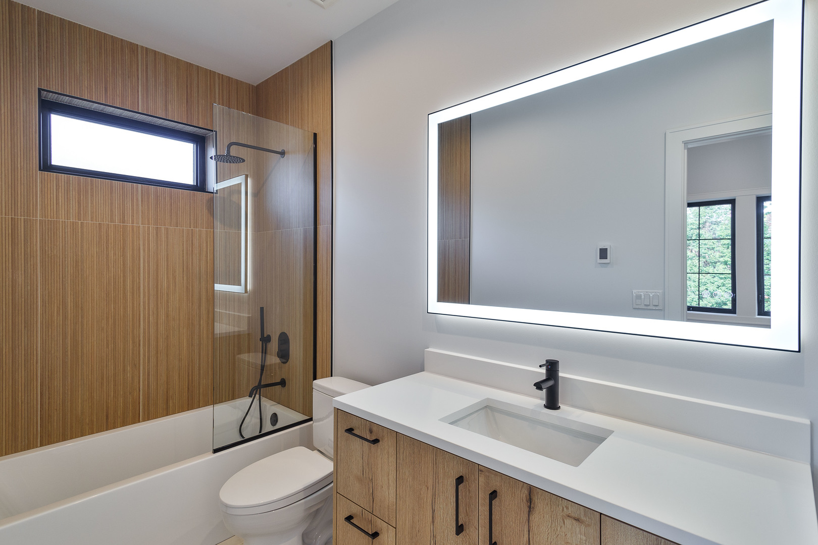 1907 West Wolfram Street Chicago, IL 60657 - Photo 25 of 35