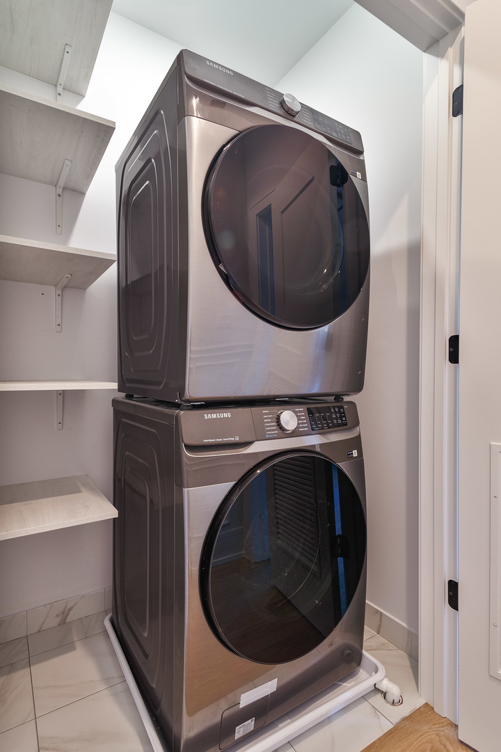 1907 West Wolfram Street Chicago, IL 60657 - Photo 30 of 35