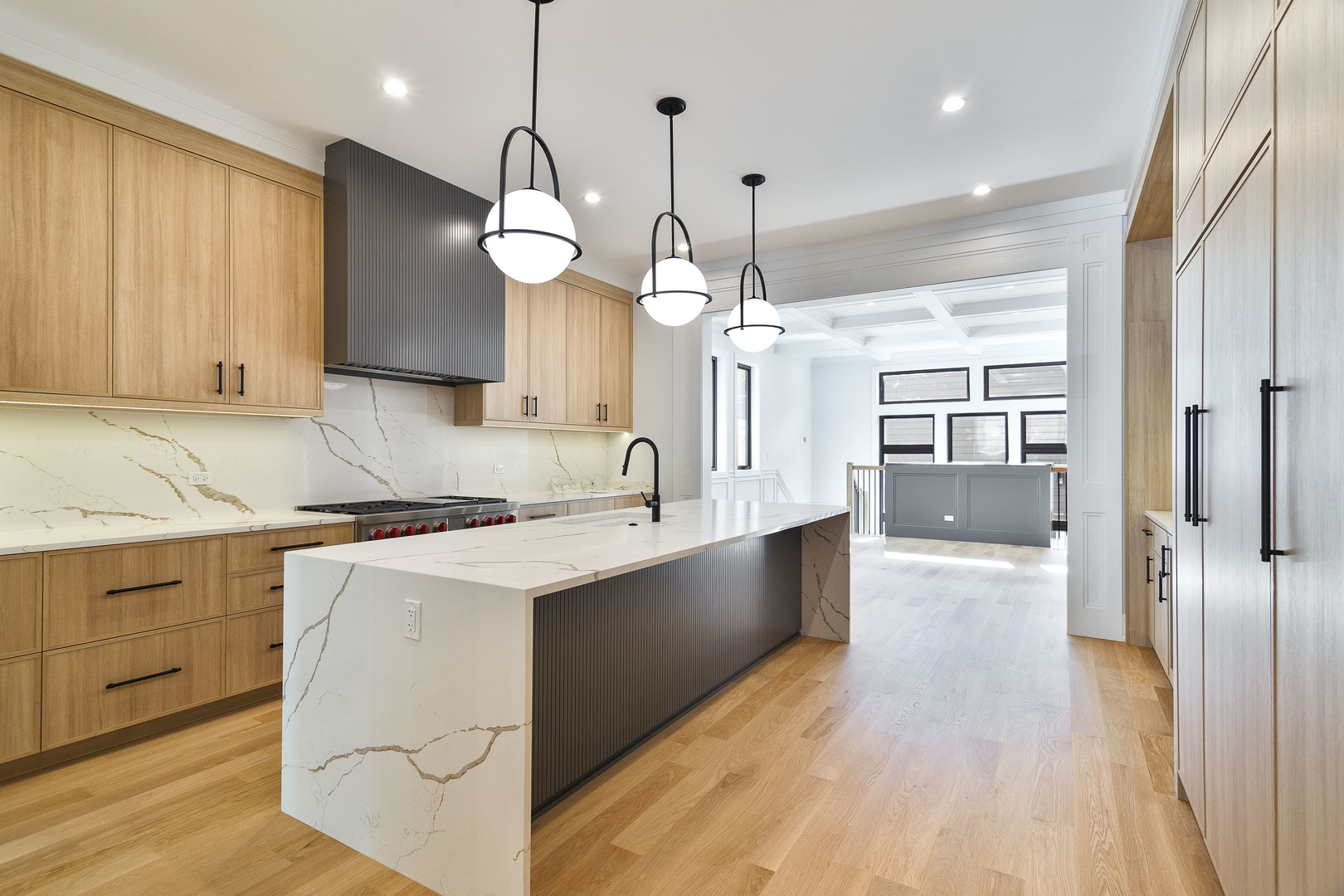 1907 West Wolfram Street Chicago, IL 60657 - Photo 4 of 35