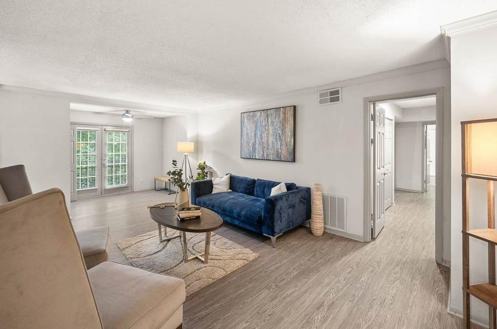 5555 Roswell Road Northeast, Unit 13 Sandy Springs, GA 30342 - Photo 4 of 23