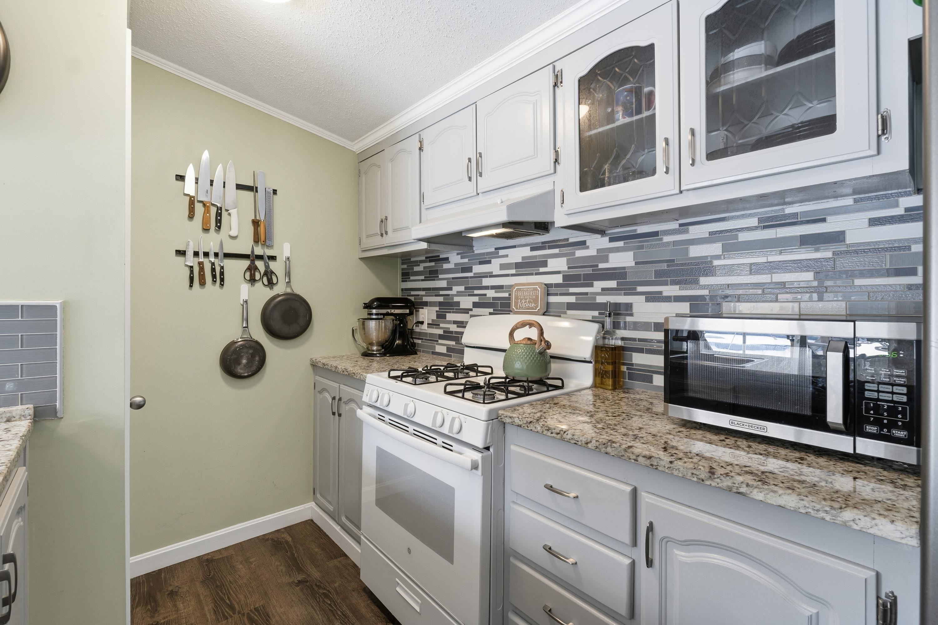 129 Salmon Falls Road Rochester, NH 03868 - Photo 8 of 33 Gallery Image 8